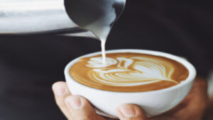 Purrfect Cafe Kühlungsborns süßes Geheimnis: Mehr als nur Eis & Meerblick